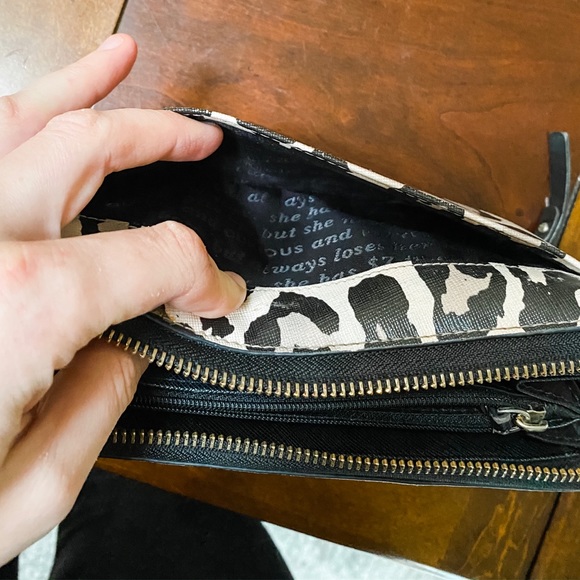 ✨SOLD✨ Kate Spade Wallet - Picture 7 of 7